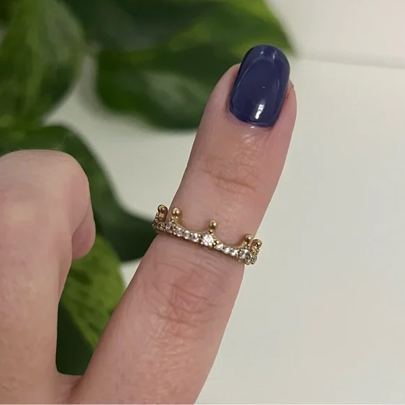 Retired Pandora Gold Crown Ring 👑 Size 5 - Picture 4 of 14